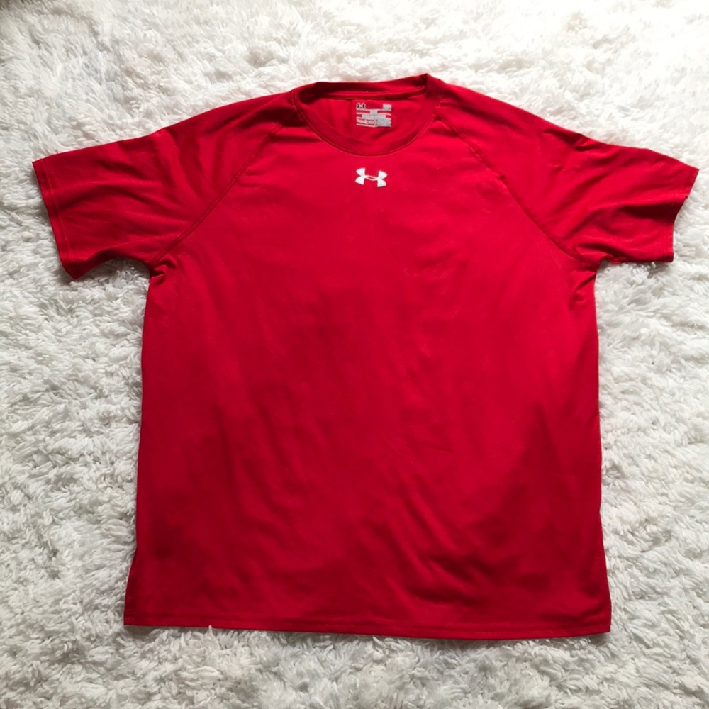 🔴🔴 Under Armour Red Shirt 🔴🔴